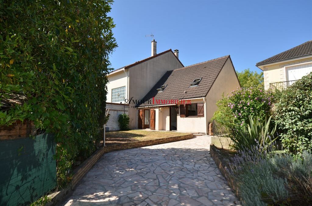 Maison . 4 chambres . 103 m²