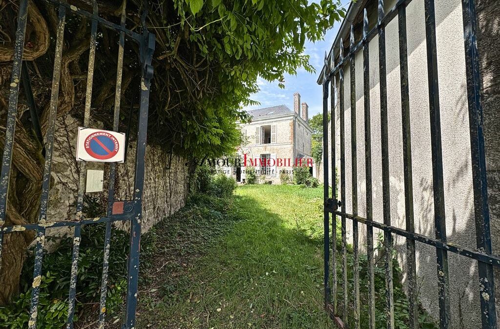 Maison . 5 chambres . 190 m²